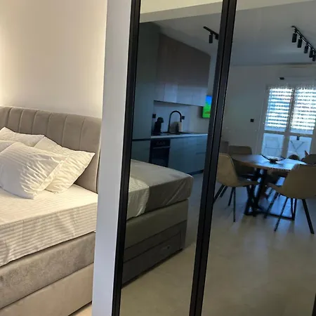 Apartment Toma Vodice