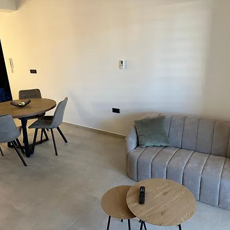 Apartment Toma *